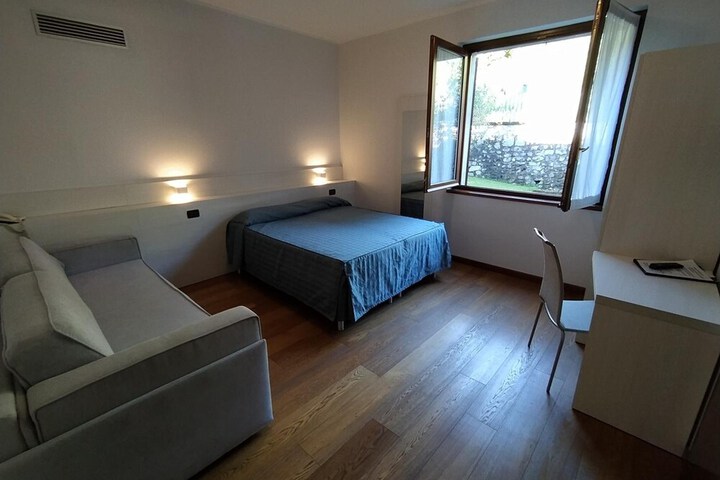 Room 7 of 57