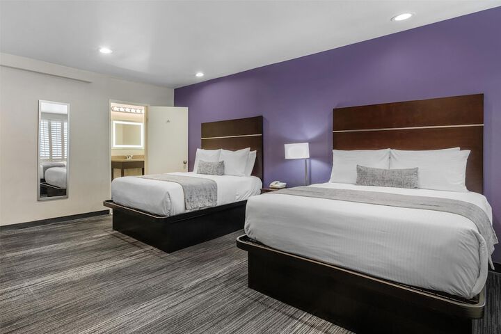 Room 7 of 39