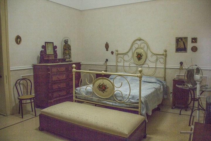 Room 15 of 24