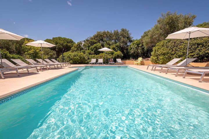 Pool Hotel