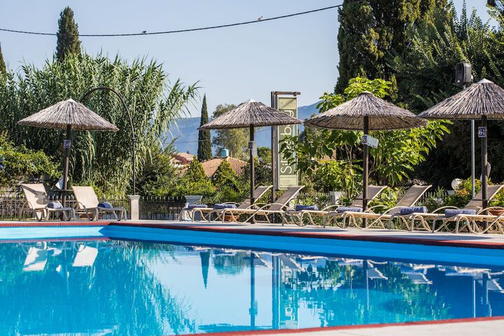 Pools & Facilities