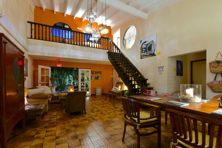 Hotel Interior 4 of 114