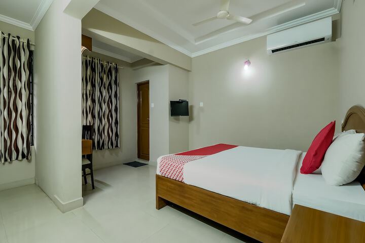 Room 17 of 23