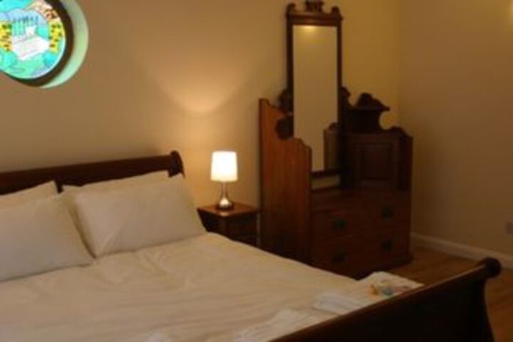 Room 12 of 12