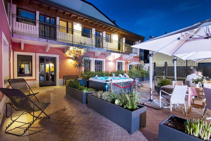 Hotel 120 of 122