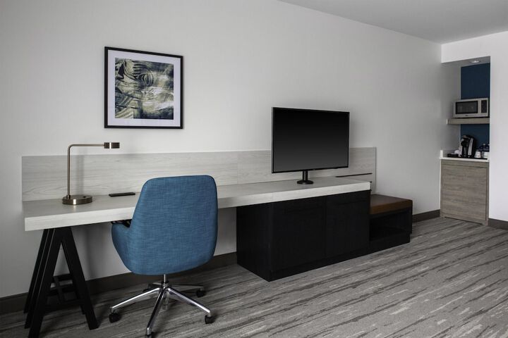 Room 15 of 44