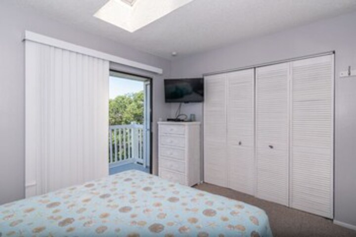 Room 45 of 51