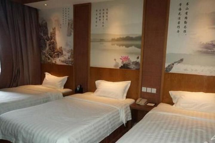 Room 17 of 29
