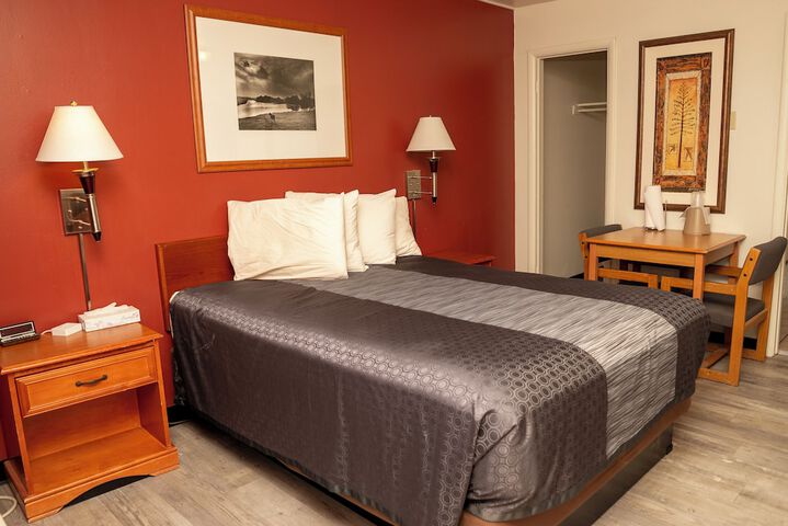 Room 5 of 23