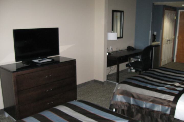 2 Double Beds (1 of 3)