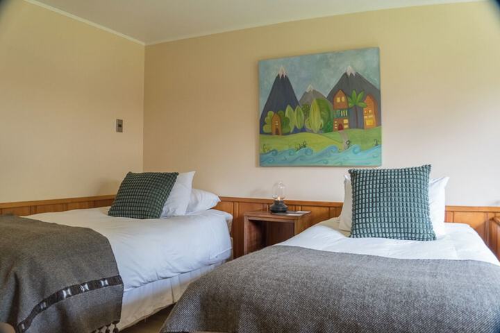 Room 18 of 25