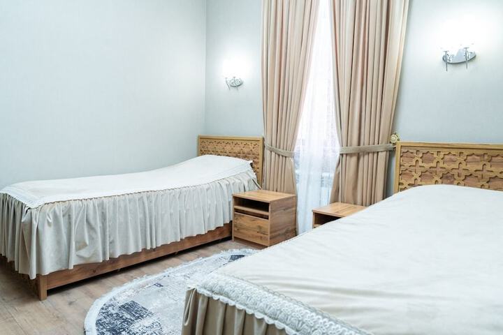 Room 42 of 132