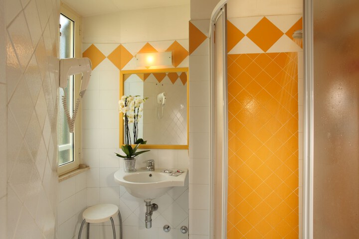 Clean Restrooms