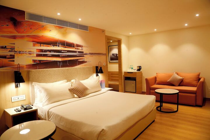 Room 9 of 47