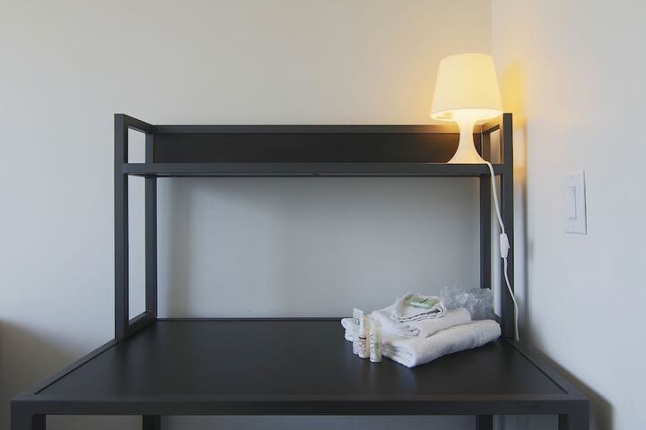 Room 8 of 31