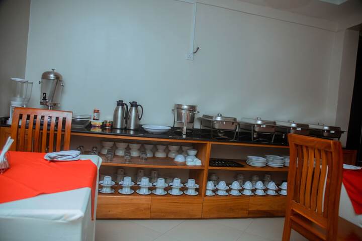 Breakfast/Coffee Service 44 of 66