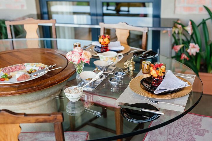 Breakfast/Coffee Service 124 of 162