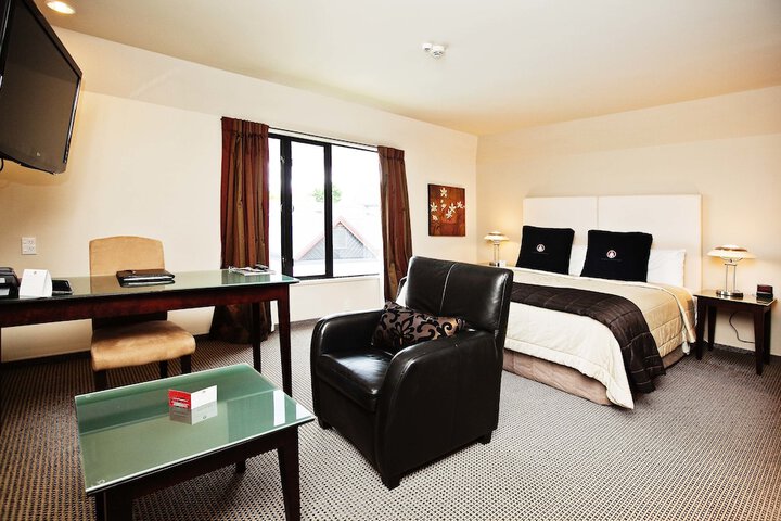 Room 5 of 67