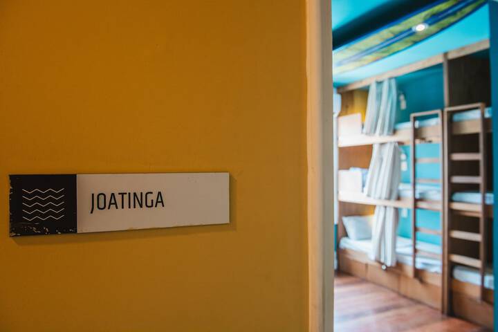 Room 28 of 115