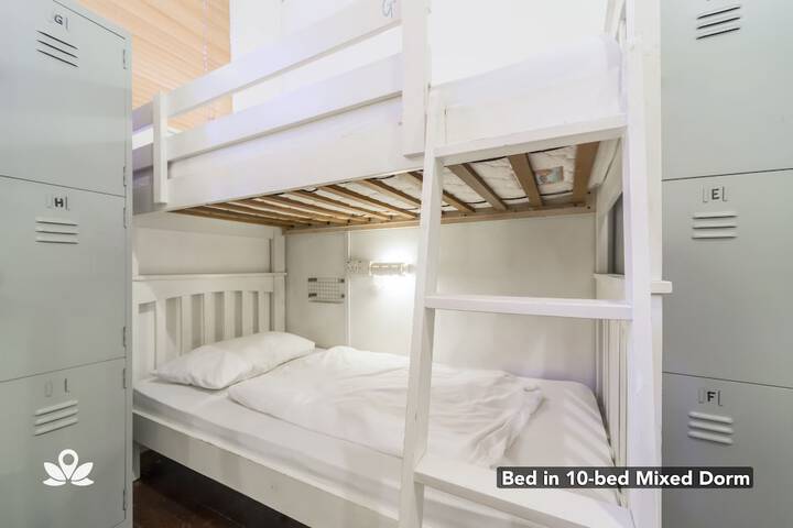 Room 14 of 43
