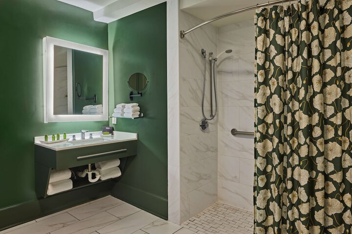 Bathroom shower