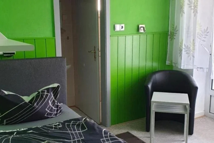 guest_rooms