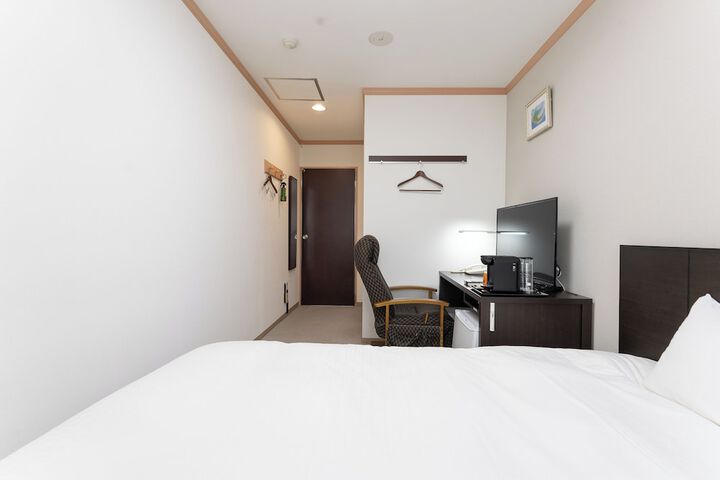 Room 6 of 55