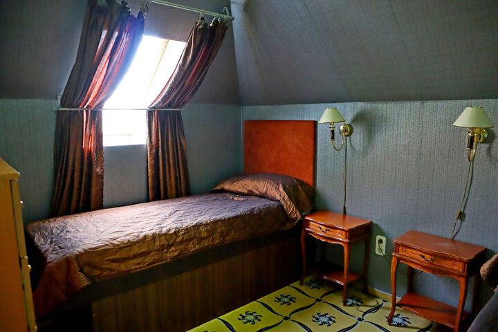 Room 29 of 87