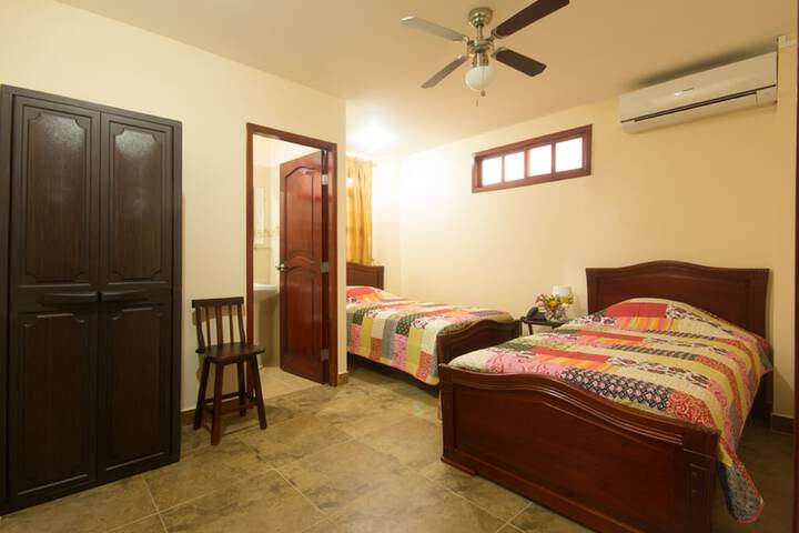 Room 7 of 41
