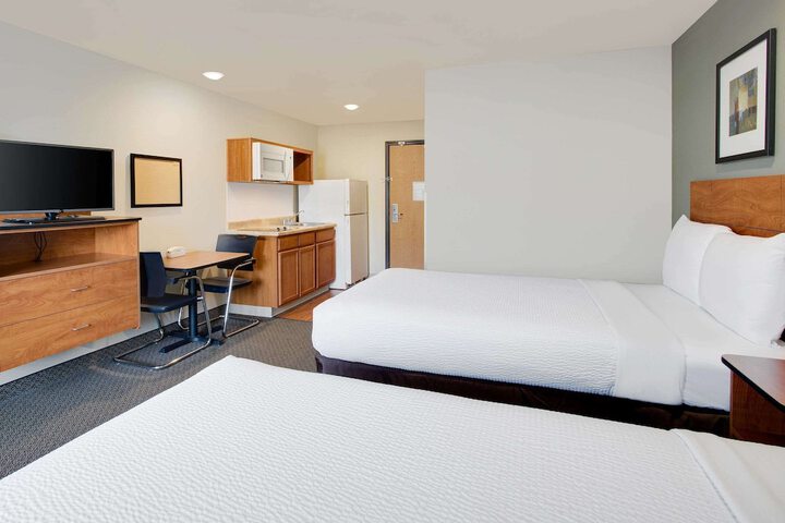 1 Double Bed Accessible (12 of 12)