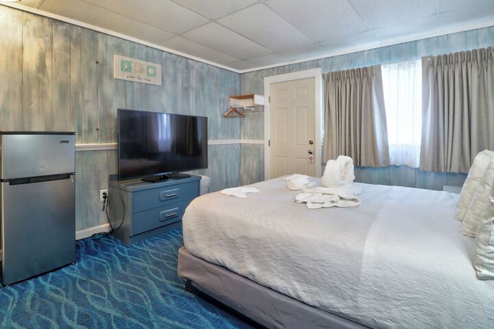 Room 44 of 111