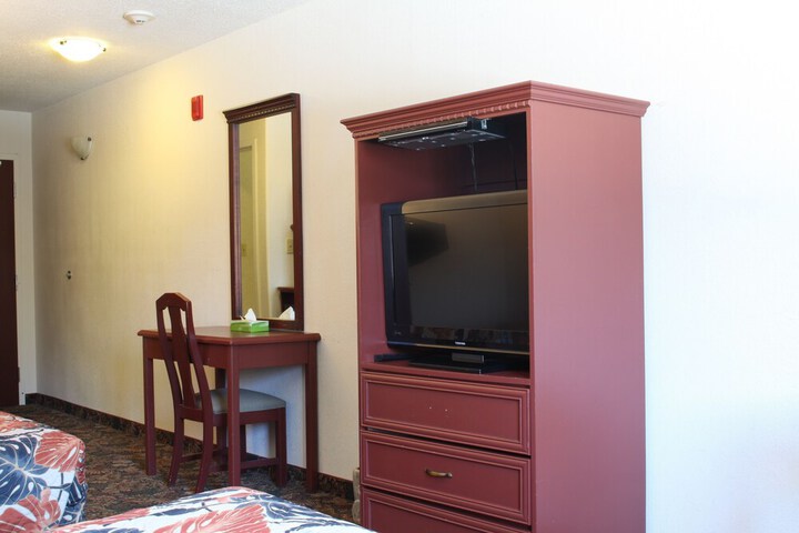 Room 6 of 27