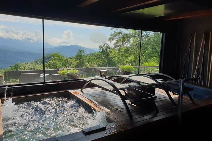 Spa 21 of 38