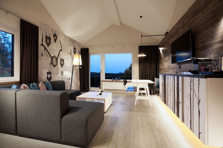Room 30 of 80