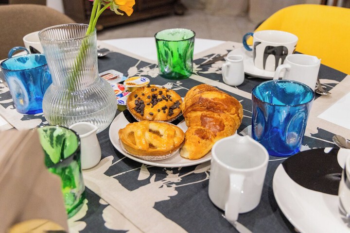 Breakfast/Coffee Service 49 of 65