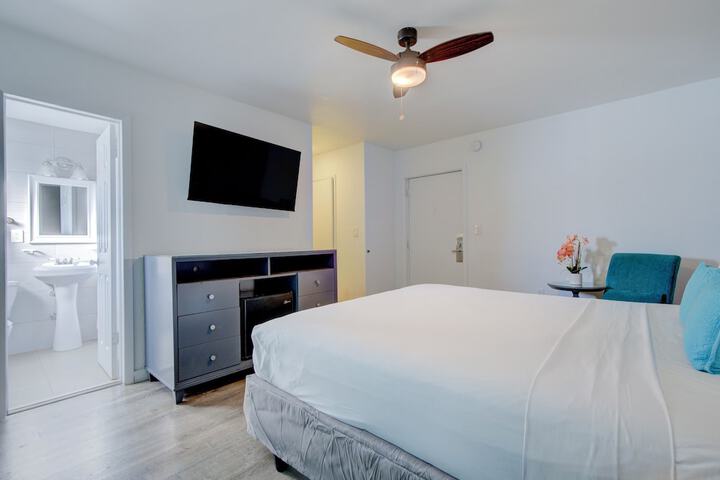 Room 15 of 52