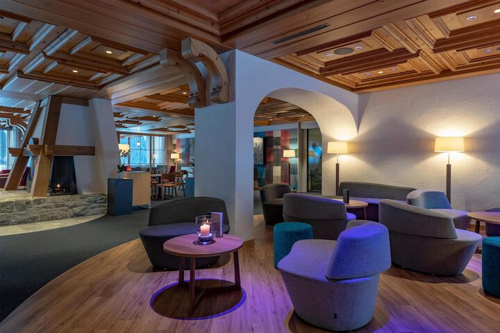 Lobby Entry