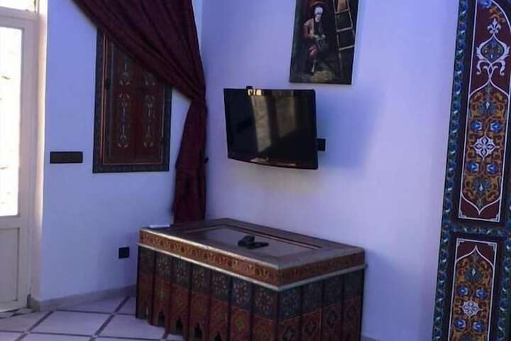 Room 60 of 96