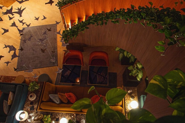 Guest Lobby