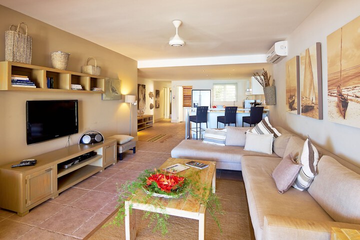 Room 4 of 42