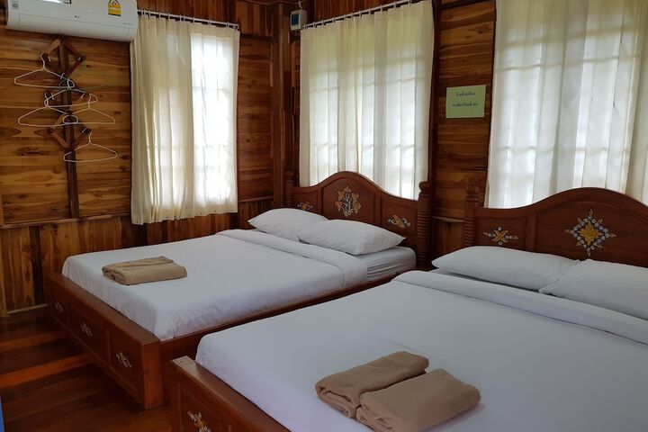 Room 10 of 52