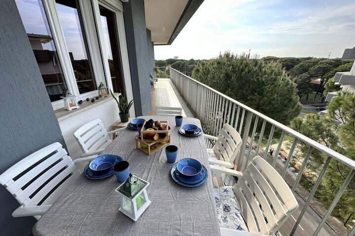Terrace/Patio 17 of 36