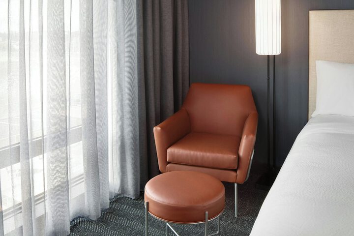 Room 8 of 25
