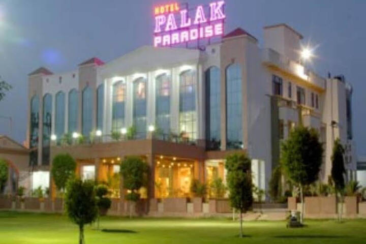 Hotel Palak Paradise