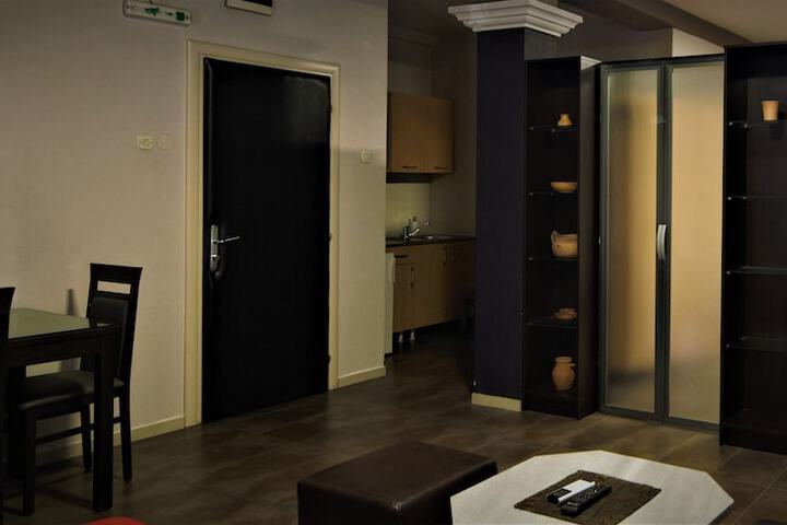 Room 54 of 84