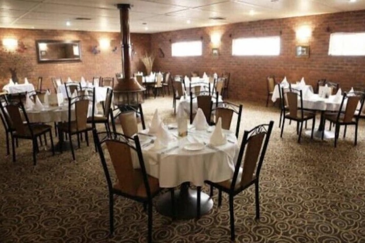 Dining Photos