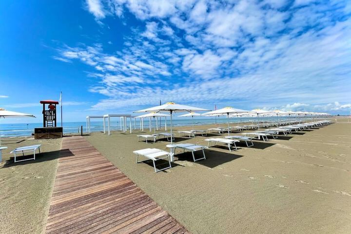 Beach 70 of 72