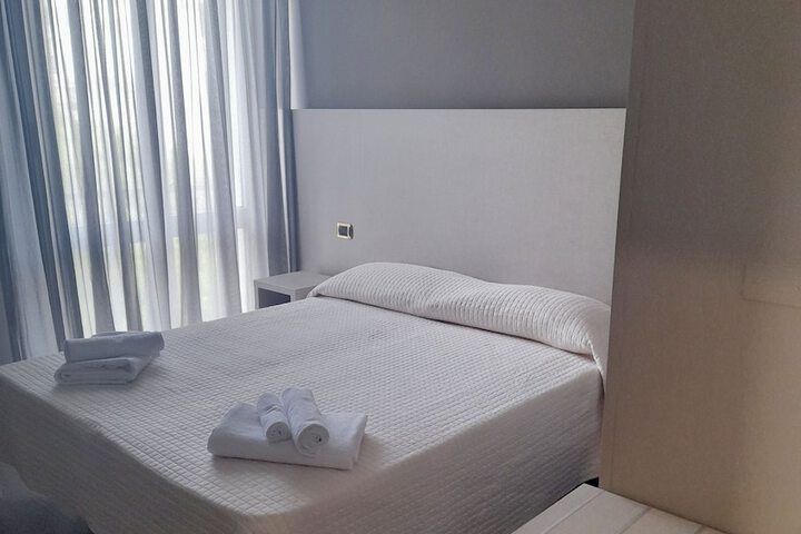 Room 21 of 36