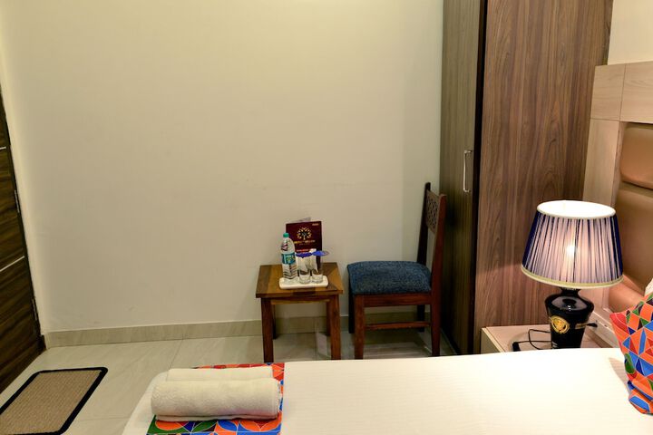Room 26 of 48