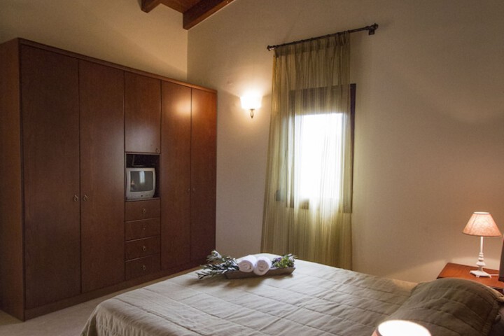 Room 12 of 65